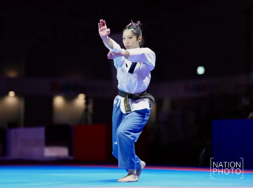 กลยุทธ์การแข่งขันของนักเทควันโดคาซัคสถานในรุ่นน้ำหนักต่าง ๆ เมื่อสรีระกำหนดวิธีชนะ